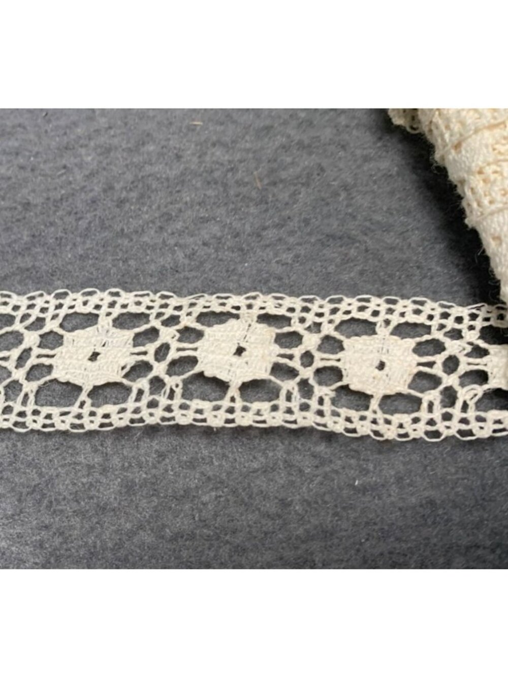 Cream Lace Trim 5/8" x 1 yard The American Fabrics Company Vintage